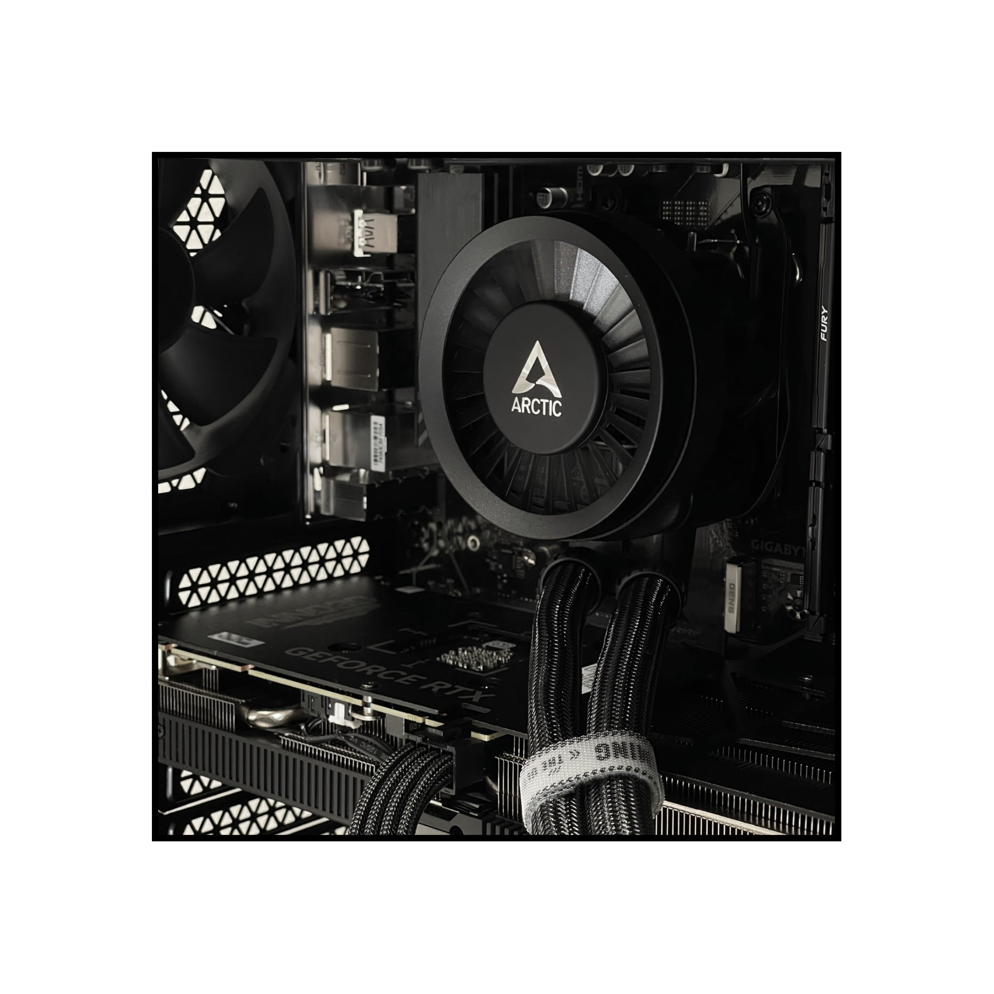 HEATON EDITION SVART R5/4060Ti/2x16GB/1000GB